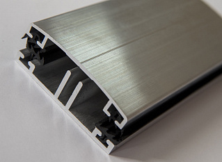 Прижимная планка алюминиевая верхняя 6 м